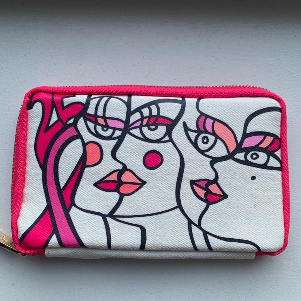 Estée Lauder Travel Brush Case